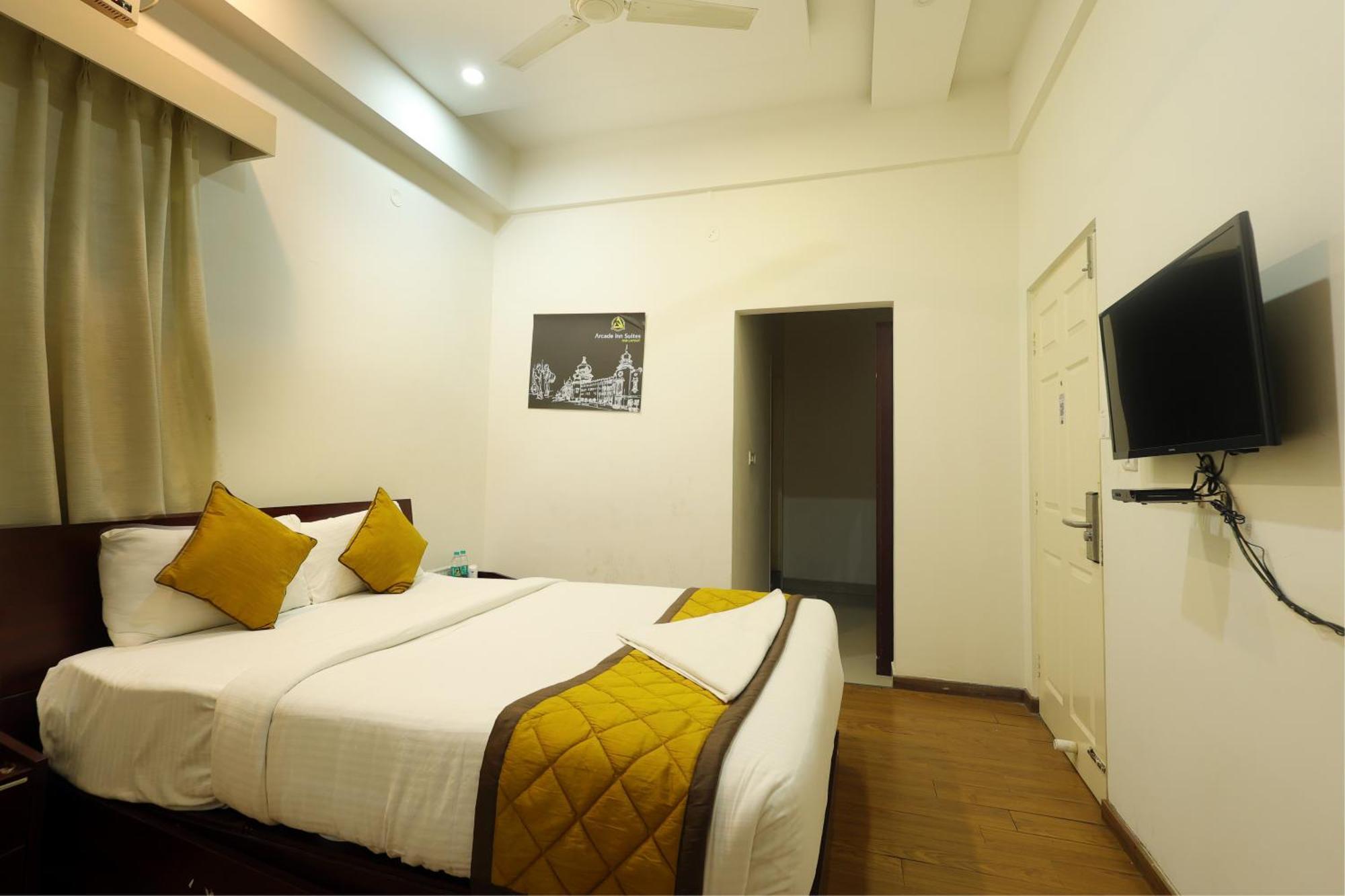 Arcade Inn Suites Bangalore Exterior photo
