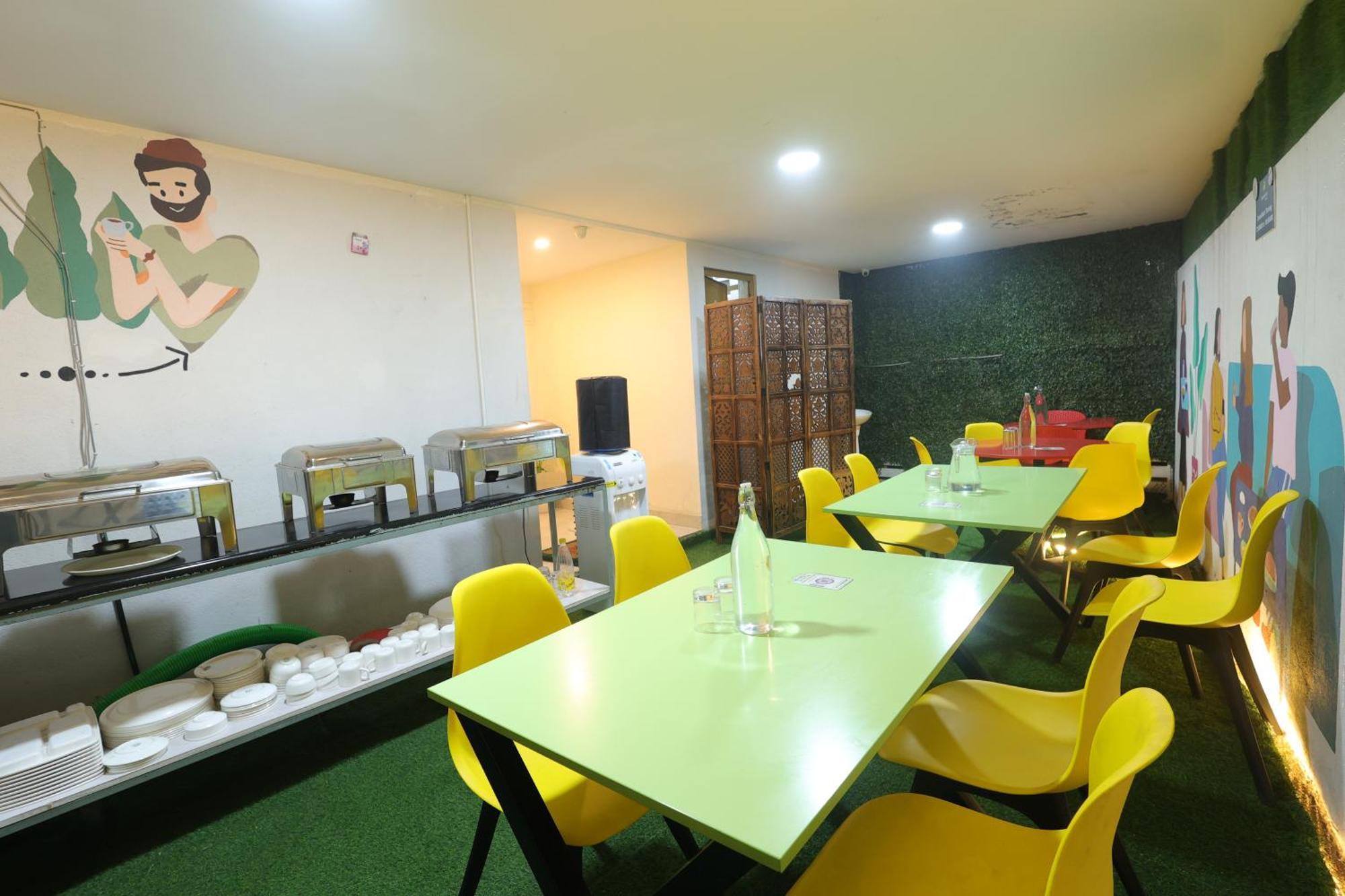 Arcade Inn Suites Bangalore Exterior photo