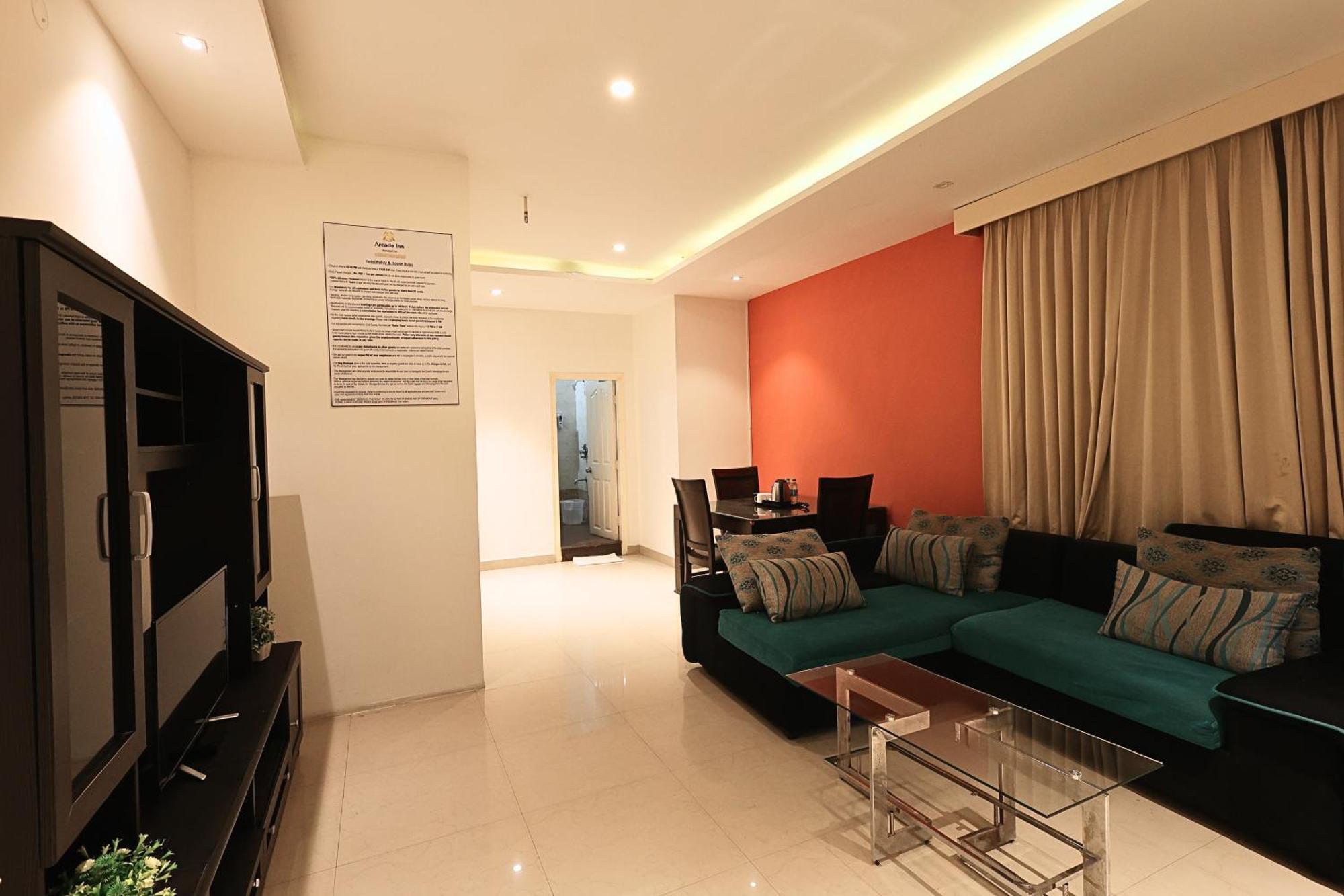 Arcade Inn Suites Bangalore Exterior photo