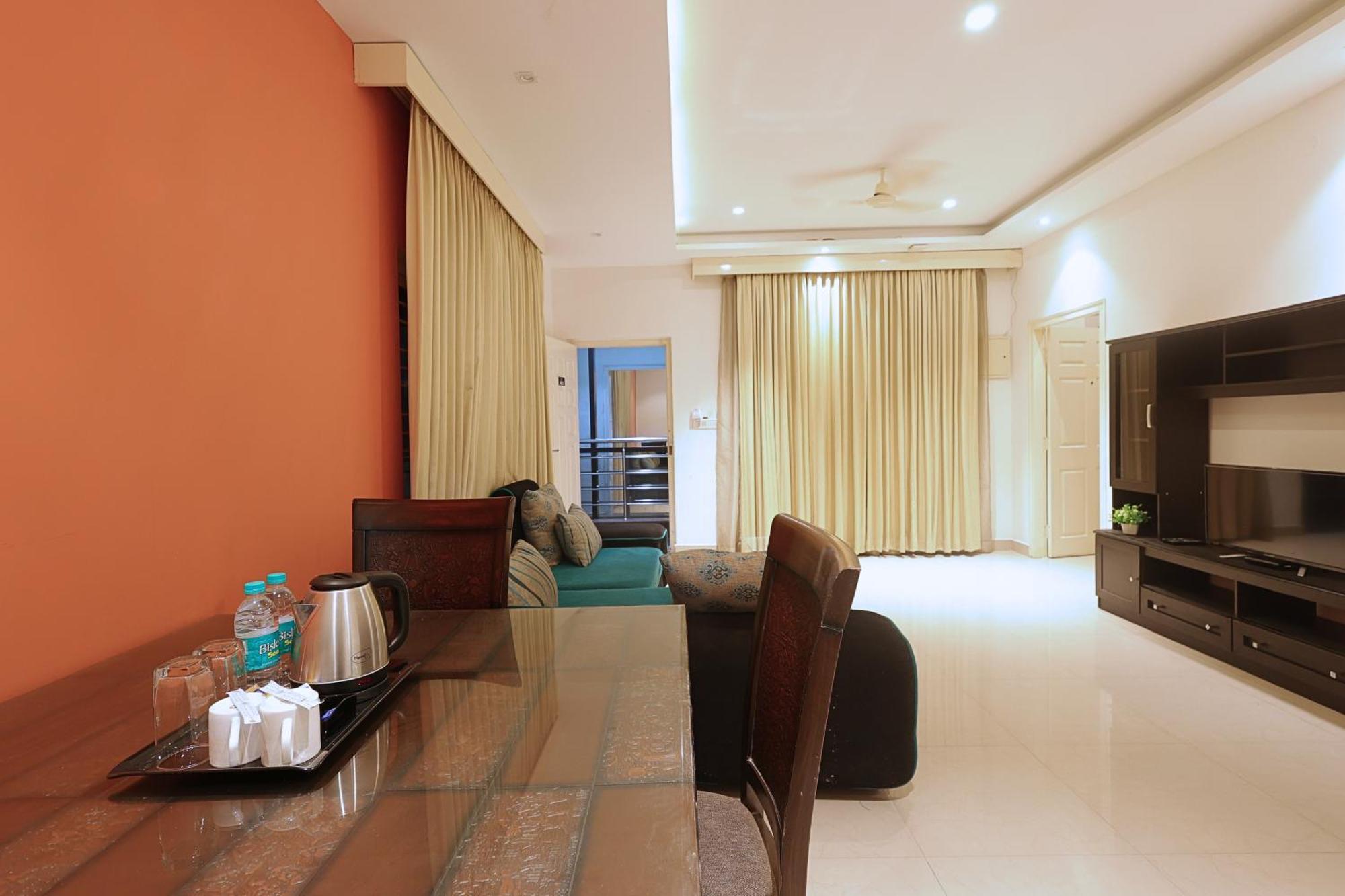 Arcade Inn Suites Bangalore Exterior photo