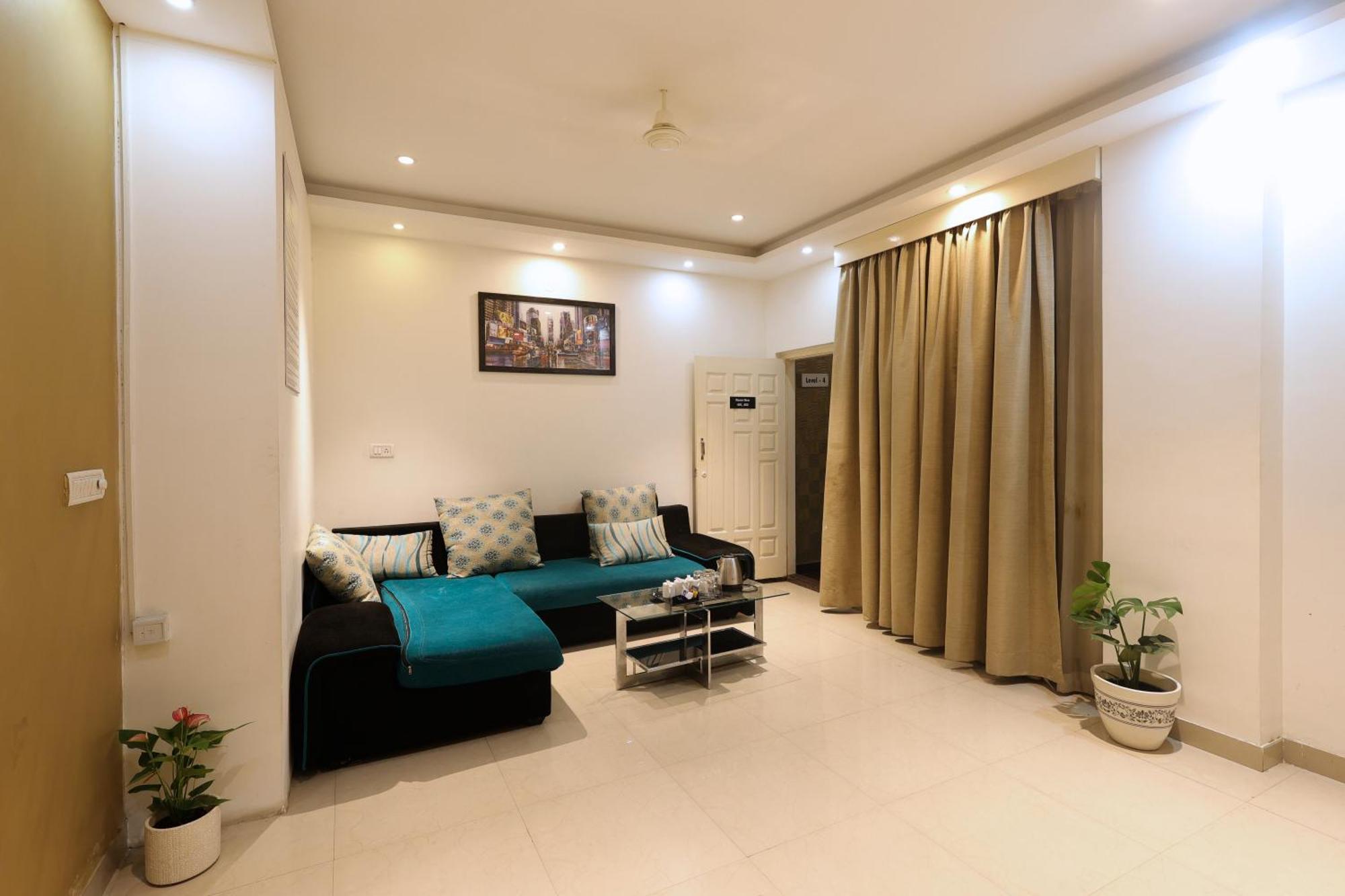 Arcade Inn Suites Bangalore Exterior photo